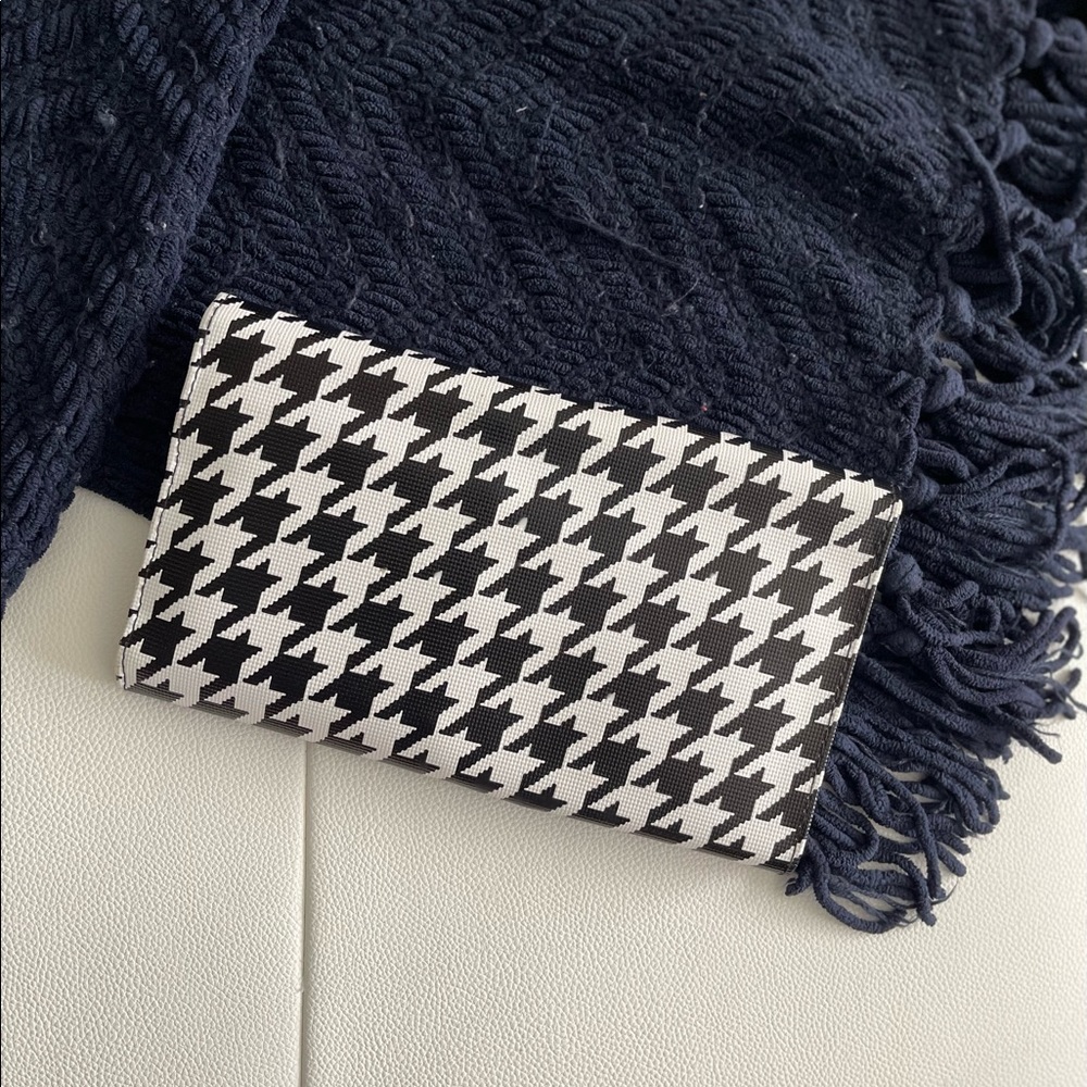 Makeup Brush Case - image 5